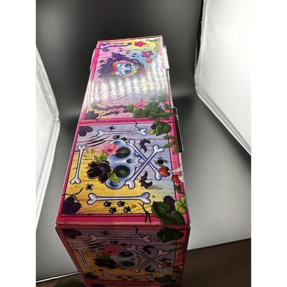 Zombaes Forever Wild Vibes Abandoned Customizable Pet Shop Doll Playset NEW-1 - Picture 3 of 6